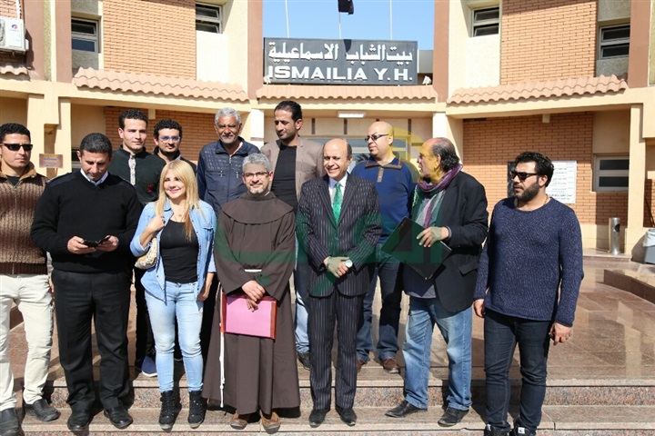 بالصور .. نجوم الفن في الإسماعلية لزيارة أقباط العريش بالصور .. نجوم الفن في الإسماعلية لزيارة أقباط العريش