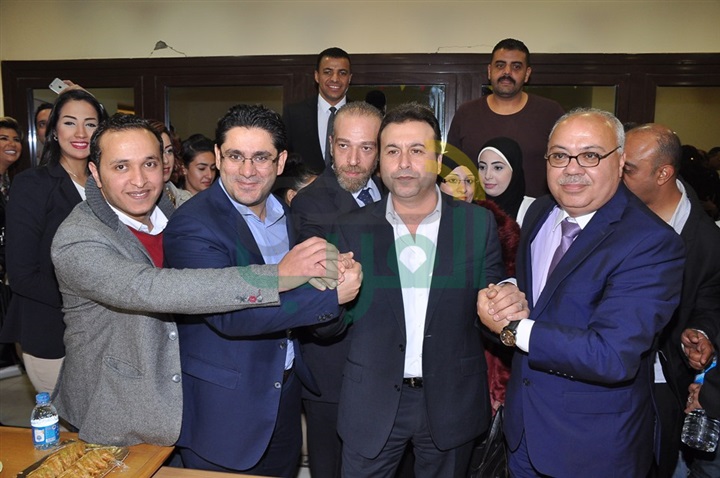 بالصور .. احتفال ماهر عبد العزيز بالمذعين الجدد فى "نغم اف ام" بالصور .. احتفال ماهر عبد العزيز بالمذعين الجدد فى "نغم اف ام"