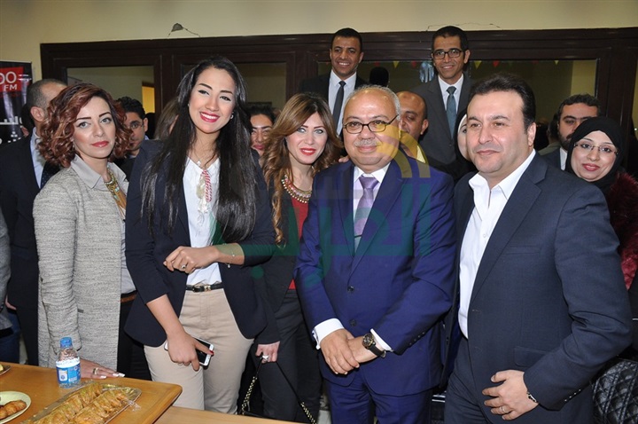 بالصور .. احتفال ماهر عبد العزيز بالمذعين الجدد فى "نغم اف ام" بالصور .. احتفال ماهر عبد العزيز بالمذعين الجدد فى "نغم اف ام"