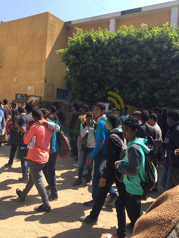 ننشر تفاصيل مهزلة إخلاء ديوان الإدارة التعليمية إلى المدرسة الفنية بنجع حمادي