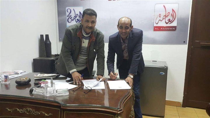 بالصور.. محمد موسى يوقع لـ"العاصمة" لتقديم "خط أحمر"