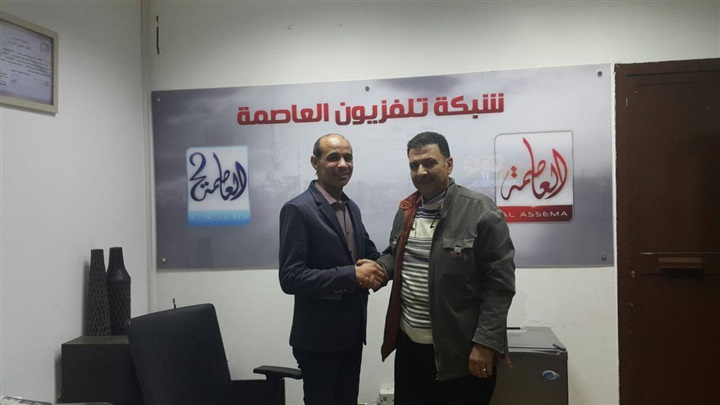 بالصور.. محمد موسى يوقع لـ"العاصمة" لتقديم "خط أحمر"