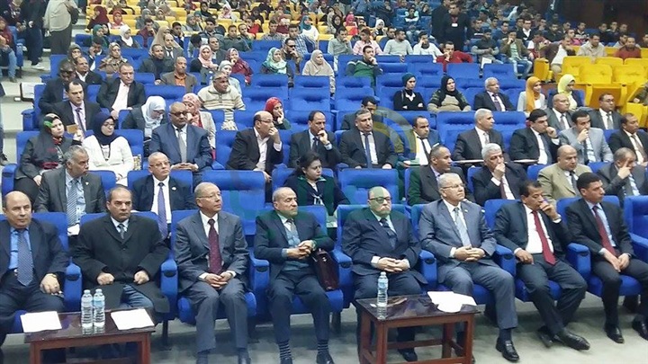 رئيس جامعة بنها: شباب مصر قادر على تحقيق طموحاته بالعمل والإنتاج