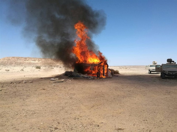قوات إنفاذ القانون بالجيش الثالث الميدانى تواصل ملاحقة العناصر التكفيرية بوسط سيناء