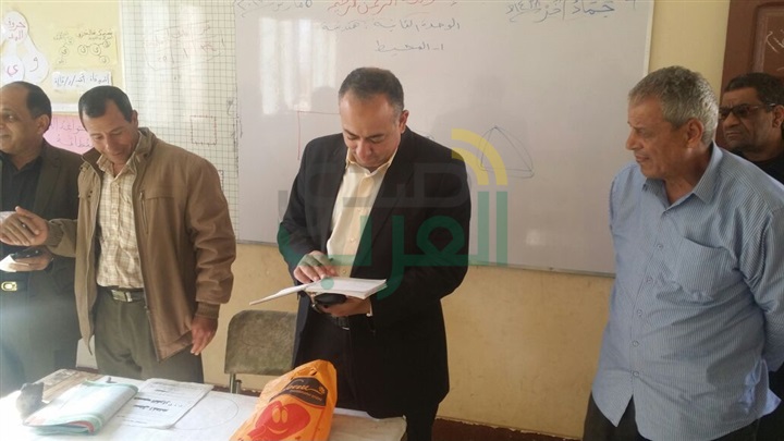 بالصور.. مدير إدارة قها يحذر من تأخير صرف الوجبات المدرسية