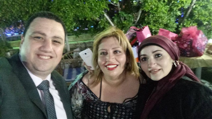 الموجي تهنئ الصحفية إيمان حامد بمناسبة عيد ميلادها الموجي تهنئ الصحفية إيمان حامد بمناسبة عيد ميلادها