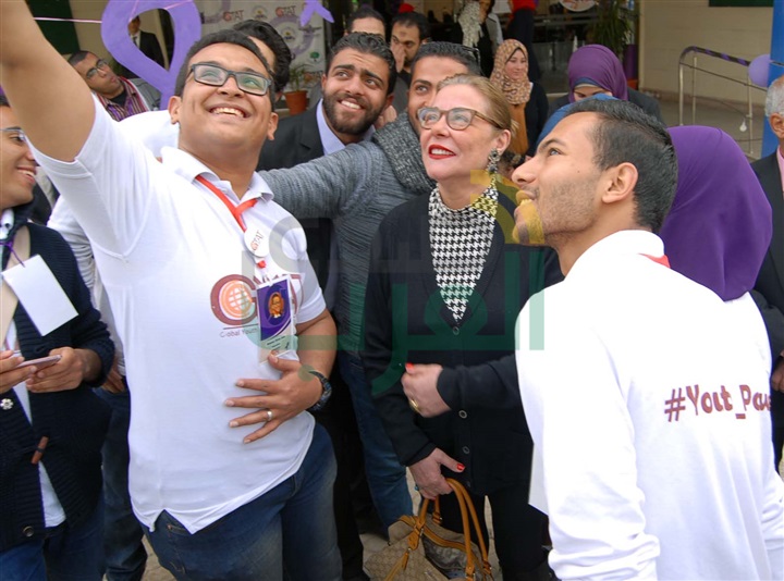 "مها ابو عوف" تشارك فى "احتفالية اليوم العالمى للمراه "بمكتبة مدينة نصر" "مها ابو عوف" تشارك فى "احتفالية اليوم العالمى للمراه "بمكتبة مدينة نصر"