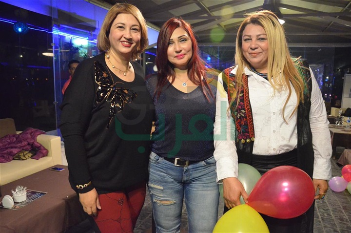بالصور.. منى إش إش تحتفل بعيد ميلاد أصدقائها بالصور.. منى إش إش تحتفل بعيد ميلاد أصدقائها