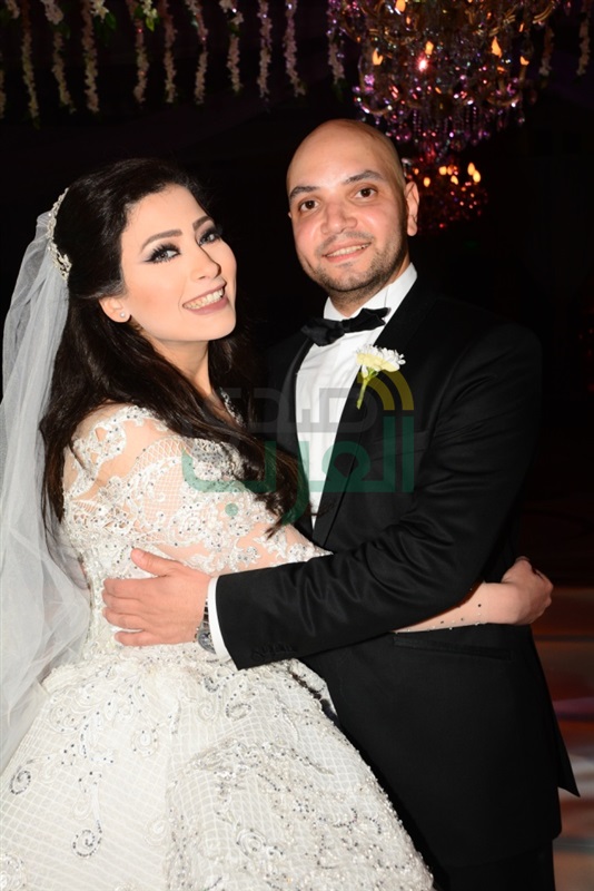 بالصور.. تامر حسني والليثي يشعلان زفاف مصطفى ومنة بالصور.. تامر حسني والليثي يشعلان زفاف مصطفى ومنة