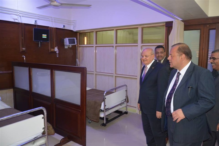  افتتاح وحدة العناية المتوسطة لجراحة القلب والصدر بمستشفيات جامعة الزقازيق