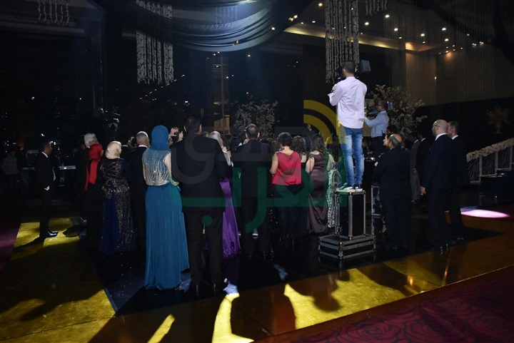 بالصور.. حفل زفاف "أحمد"وعروسه "آية" بحضور نجوم المجتمع بالصور.. حفل زفاف "أحمد"وعروسه "آية" بحضور نجوم المجتمع