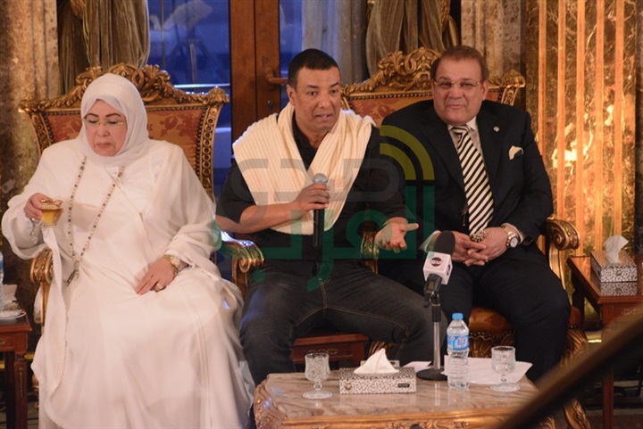 بالصور.. صالون المحور يحتفل بعيد الأم بحضور ياسمين الخيام وعفاف شعيب وهشام الجخ بالصور.. صالون المحور يحتفل بعيد الأم بحضور ياسمين الخيام وعفاف شعيب وهشام الجخ