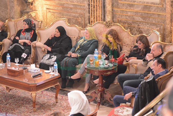 بالصور.. صالون المحور يحتفل بعيد الأم بحضور ياسمين الخيام وعفاف شعيب وهشام الجخ بالصور.. صالون المحور يحتفل بعيد الأم بحضور ياسمين الخيام وعفاف شعيب وهشام الجخ