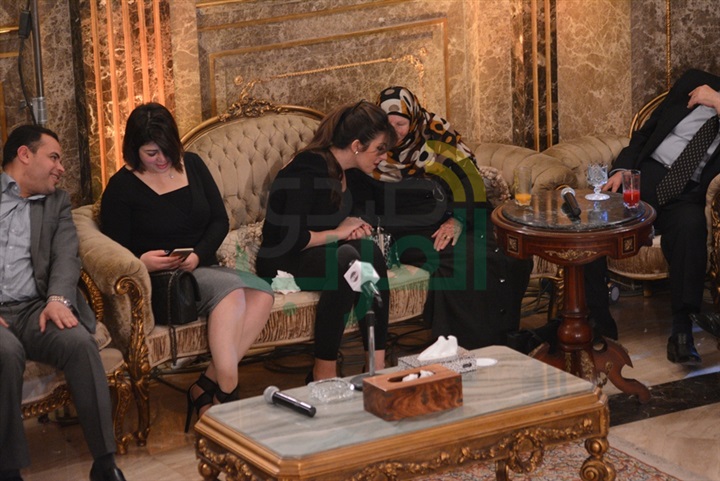 بالصور.. صالون المحور يحتفل بعيد الأم بحضور ياسمين الخيام وعفاف شعيب وهشام الجخ بالصور.. صالون المحور يحتفل بعيد الأم بحضور ياسمين الخيام وعفاف شعيب وهشام الجخ
