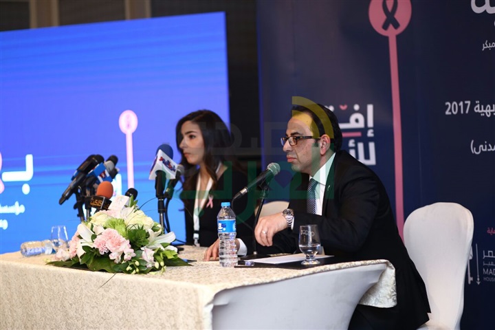 بالصور.. نبيلة مكرم ونجوم الفن والإعلام في مؤتمر بهية بالصور.. نبيلة مكرم ونجوم الفن والإعلام في مؤتمر بهية
