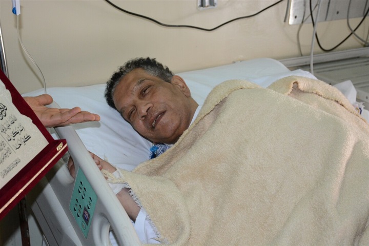 بالصور .. الفنان محمد شرف بصحة جيدة بعد إجراء العملية بالصور .. الفنان محمد شرف بصحة جيدة بعد إجراء العملية