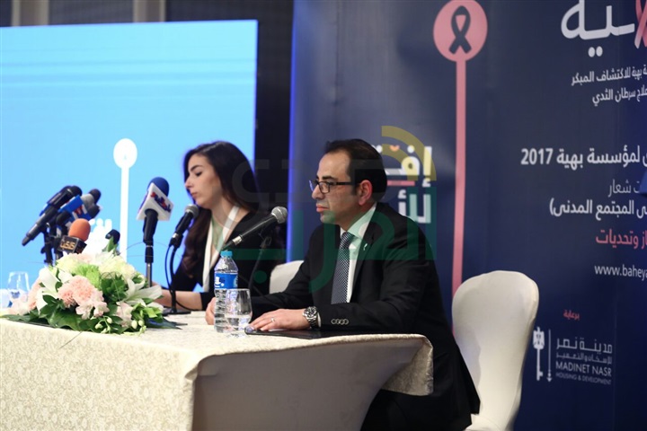 بالصور.. نبيلة مكرم ونجوم الفن والإعلام في مؤتمر بهية بالصور.. نبيلة مكرم ونجوم الفن والإعلام في مؤتمر بهية