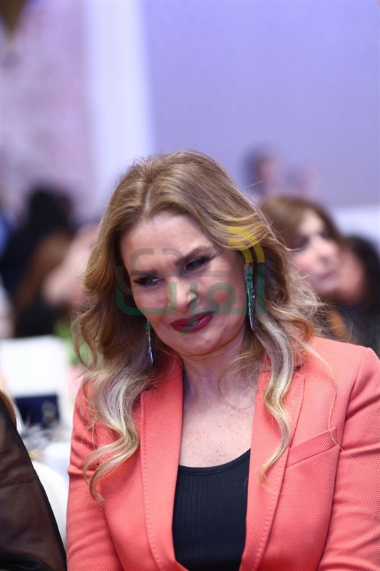 بالصور.. تكريم وزيرة الهجرة و يسرا وليلى علوي وشريف مدكور في ختام حفل بهية بالصور.. تكريم وزيرة الهجرة و يسرا وليلى علوي وشريف مدكور في ختام حفل بهية