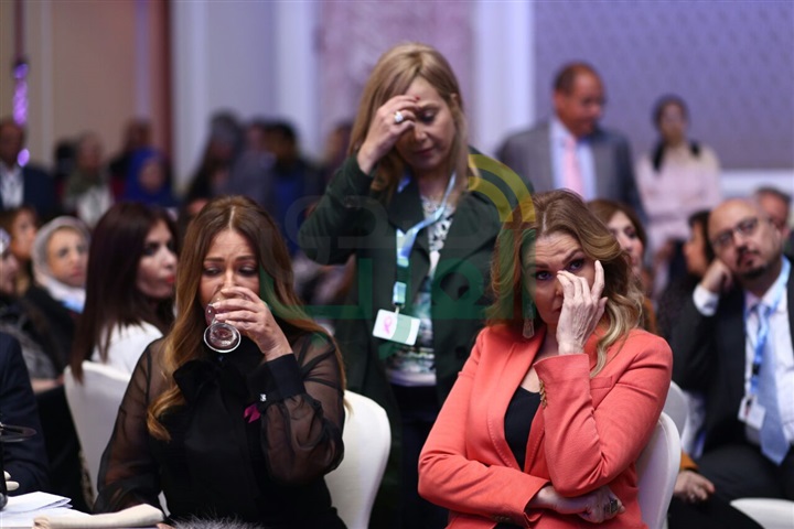 بالصور.. تكريم وزيرة الهجرة و يسرا وليلى علوي وشريف مدكور في ختام حفل بهية بالصور.. تكريم وزيرة الهجرة و يسرا وليلى علوي وشريف مدكور في ختام حفل بهية