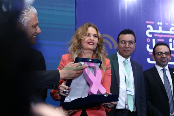 بالصور.. تكريم وزيرة الهجرة و يسرا وليلى علوي وشريف مدكور في ختام حفل بهية بالصور.. تكريم وزيرة الهجرة و يسرا وليلى علوي وشريف مدكور في ختام حفل بهية