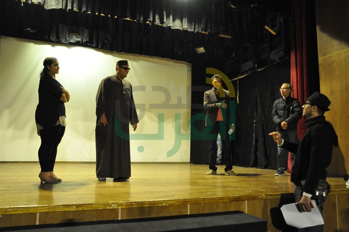بالصور.. فريق أوبريت "البردة" يعود للبروفات على مسرح النهار بالقصر العيني بالصور.. فريق أوبريت "البردة" يعود للبروفات على مسرح النهار بالقصر العيني