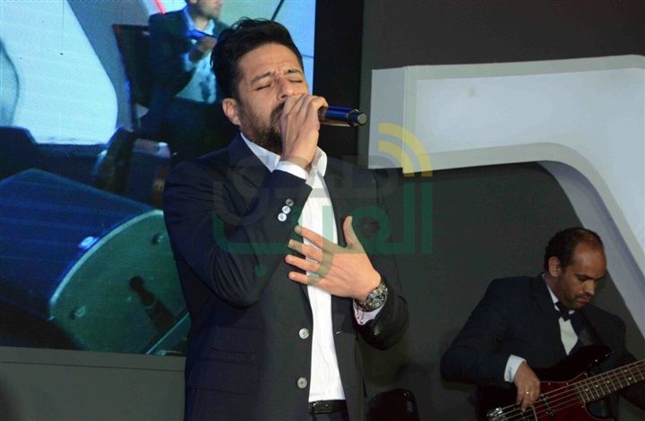 بالصور.. "حماقي" يتألق في حفل إحدى الشركات بالصور.. "حماقي" يتألق في حفل إحدى الشركات
