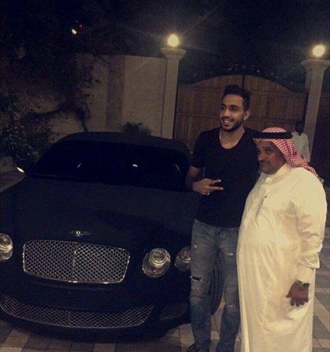 بالصورة.. كهربا يتسلم مكافأة هدف الفوز بكأس ولي العهد السعودي