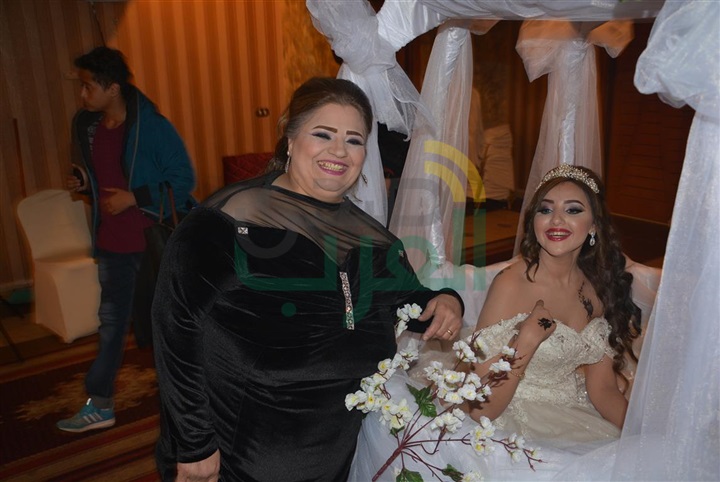 بالصور.. نجوم الغناء يتألقون في حفل زفاف نجل أحمد شيبة بالصور.. نجوم الغناء يتألقون في حفل زفاف نجل أحمد شيبة