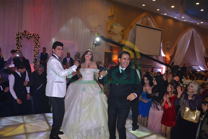 بالصور.. نجوم الغناء يتألقون في حفل زفاف نجل أحمد شيبة بالصور.. نجوم الغناء يتألقون في حفل زفاف نجل أحمد شيبة