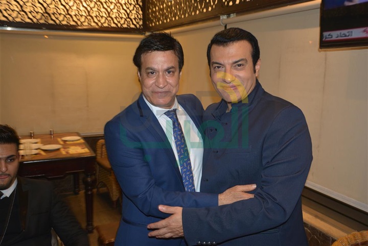 بالصور.. نجوم الغناء يتألقون في حفل زفاف نجل أحمد شيبة بالصور.. نجوم الغناء يتألقون في حفل زفاف نجل أحمد شيبة