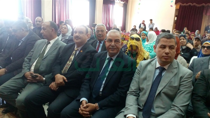بالصور.. وكيل تعليم بورسعيد يكرم قيادات القليوبية خلال ملتقى "الولاء والمواطنة"