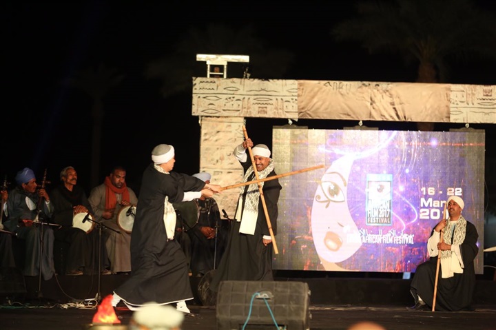 بالصور .. بدء حفل افتتاح مهرجان الاقصر للسينما الأفريقية بفقرة غنائية بالصور .. بدء حفل افتتاح مهرجان الاقصر للسينما الأفريقية بفقرة غنائية
