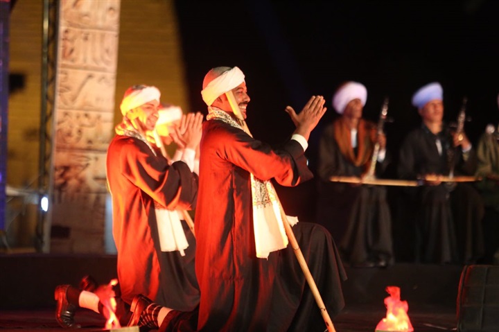 بالصور .. بدء حفل افتتاح مهرجان الاقصر للسينما الأفريقية بفقرة غنائية بالصور .. بدء حفل افتتاح مهرجان الاقصر للسينما الأفريقية بفقرة غنائية