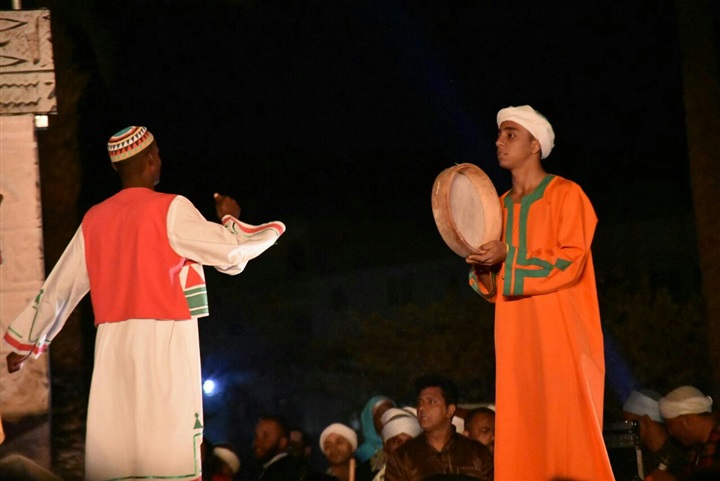 بالصور .. بدء حفل افتتاح مهرجان الاقصر للسينما الأفريقية بفقرة غنائية بالصور .. بدء حفل افتتاح مهرجان الاقصر للسينما الأفريقية بفقرة غنائية