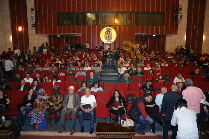بالصور .. نجوم الفن في عرض خاص لفيلم "مولانا" ضمن فعاليات الاقصر للسينما الافريقية بالصور .. نجوم الفن في عرض خاص لفيلم "مولانا" ضمن فعاليات الاقصر للسينما الافريقية