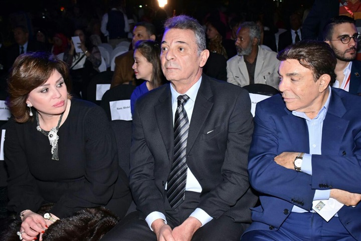 بالصور .. بدء حفل افتتاح مهرجان الاقصر للسينما الأفريقية بفقرة غنائية بالصور .. بدء حفل افتتاح مهرجان الاقصر للسينما الأفريقية بفقرة غنائية