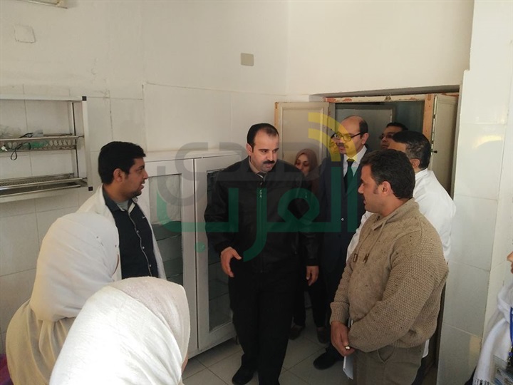 بالصور ..  وكيل وزارة الصحة بالشرقية  يفاجىء مستشفى القرين المركزى