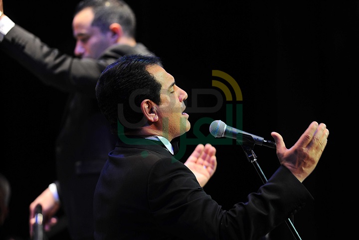 بالصور.. محمد ثروت يشعل الذكرى الـ 40 للعندليب بالأوبرا بالصور.. محمد ثروت يشعل الذكرى الـ 40 للعندليب بالأوبرا