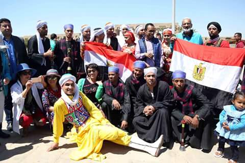 بالصور .. الفنون الشعبية المصرية تبهر الأجانب في الأقصر بالصور .. الفنون الشعبية المصرية تبهر الأجانب في الأقصر