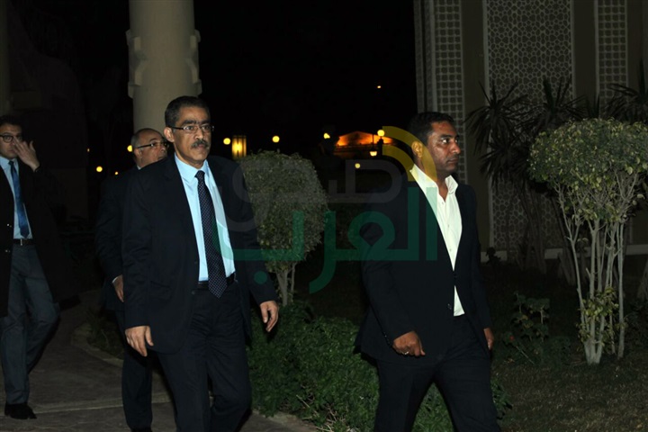بالصور ..علي الدين هلال وجابر عصفور وآسر ياسين ورجال الفكر والثقافة في عزاء السيد ياسين بالصور ..علي الدين هلال وجابر عصفور وآسر ياسين ورجال الفكر والثقافة في عزاء السيد ياسين