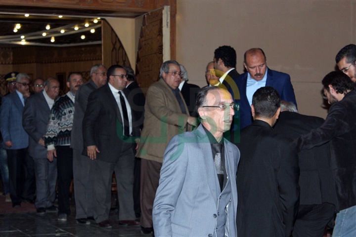 بالصور ..علي الدين هلال وجابر عصفور وآسر ياسين ورجال الفكر والثقافة في عزاء السيد ياسين بالصور ..علي الدين هلال وجابر عصفور وآسر ياسين ورجال الفكر والثقافة في عزاء السيد ياسين