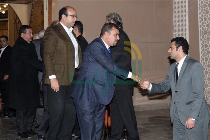 بالصور ..علي الدين هلال وجابر عصفور وآسر ياسين ورجال الفكر والثقافة في عزاء السيد ياسين بالصور ..علي الدين هلال وجابر عصفور وآسر ياسين ورجال الفكر والثقافة في عزاء السيد ياسين