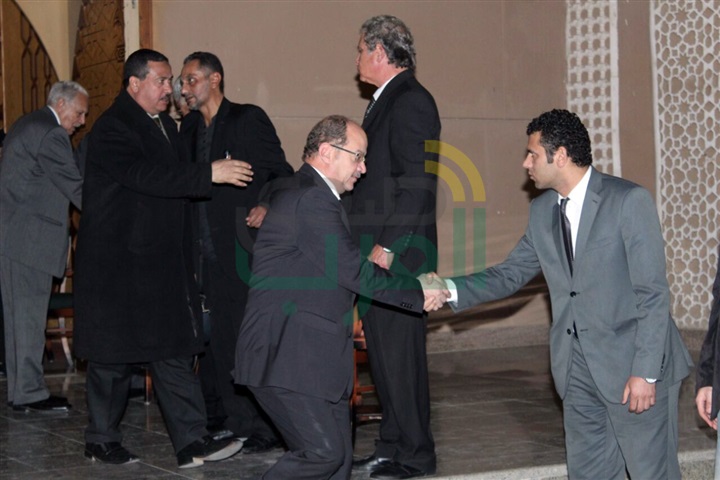 بالصور ..علي الدين هلال وجابر عصفور وآسر ياسين ورجال الفكر والثقافة في عزاء السيد ياسين بالصور ..علي الدين هلال وجابر عصفور وآسر ياسين ورجال الفكر والثقافة في عزاء السيد ياسين
