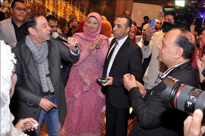 مدحت صالح ومصطفى كامل ومجد القاسم وعلا رامى يحتفلون بزفاف نجل الفنان فيصل خورشيد مدحت صالح ومصطفى كامل ومجد القاسم وعلا رامى يحتفلون بزفاف نجل الفنان فيصل خورشيد