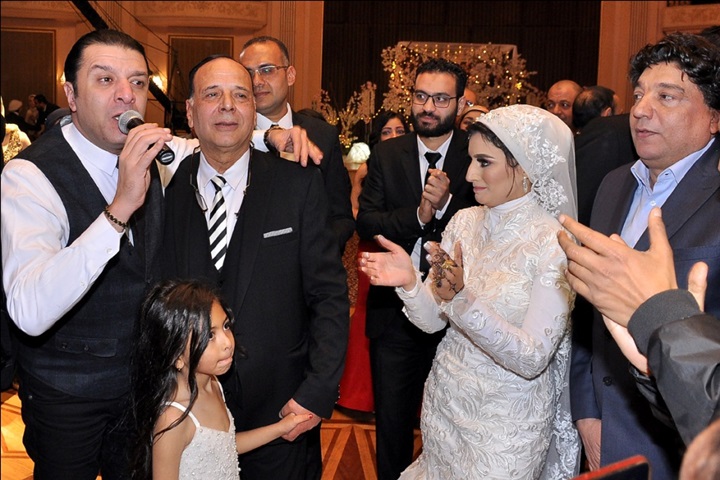 مدحت صالح ومصطفى كامل ومجد القاسم وعلا رامى يحتفلون بزفاف نجل الفنان فيصل خورشيد مدحت صالح ومصطفى كامل ومجد القاسم وعلا رامى يحتفلون بزفاف نجل الفنان فيصل خورشيد