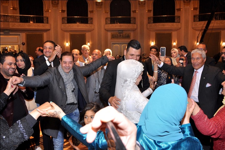مدحت صالح ومصطفى كامل ومجد القاسم وعلا رامى يحتفلون بزفاف نجل الفنان فيصل خورشيد مدحت صالح ومصطفى كامل ومجد القاسم وعلا رامى يحتفلون بزفاف نجل الفنان فيصل خورشيد