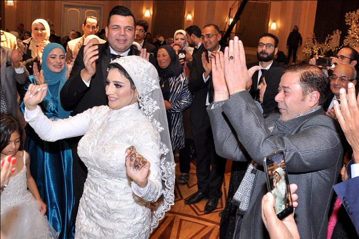 مدحت صالح ومصطفى كامل ومجد القاسم وعلا رامى يحتفلون بزفاف نجل الفنان فيصل خورشيد مدحت صالح ومصطفى كامل ومجد القاسم وعلا رامى يحتفلون بزفاف نجل الفنان فيصل خورشيد