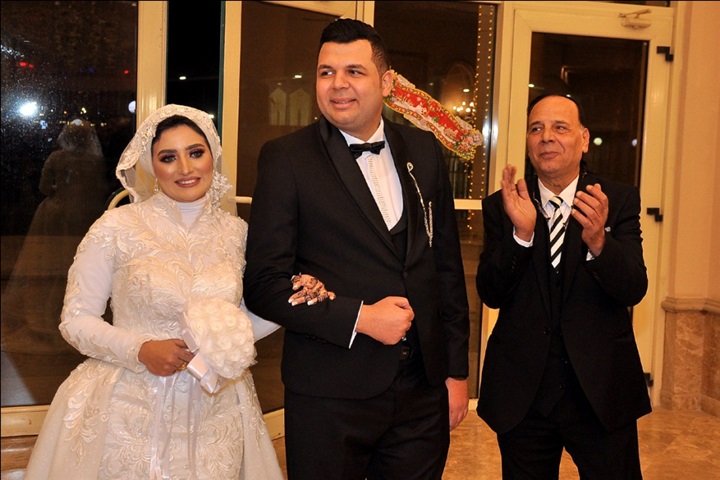 مدحت صالح ومصطفى كامل ومجد القاسم وعلا رامى يحتفلون بزفاف نجل الفنان فيصل خورشيد مدحت صالح ومصطفى كامل ومجد القاسم وعلا رامى يحتفلون بزفاف نجل الفنان فيصل خورشيد