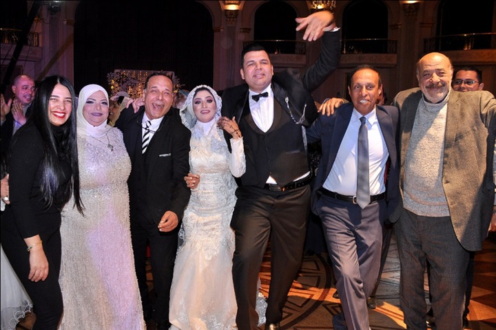 مدحت صالح ومصطفى كامل ومجد القاسم وعلا رامى يحتفلون بزفاف نجل الفنان فيصل خورشيد مدحت صالح ومصطفى كامل ومجد القاسم وعلا رامى يحتفلون بزفاف نجل الفنان فيصل خورشيد