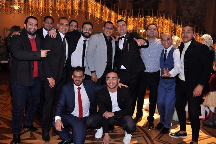 مدحت صالح ومصطفى كامل ومجد القاسم وعلا رامى يحتفلون بزفاف نجل الفنان فيصل خورشيد مدحت صالح ومصطفى كامل ومجد القاسم وعلا رامى يحتفلون بزفاف نجل الفنان فيصل خورشيد